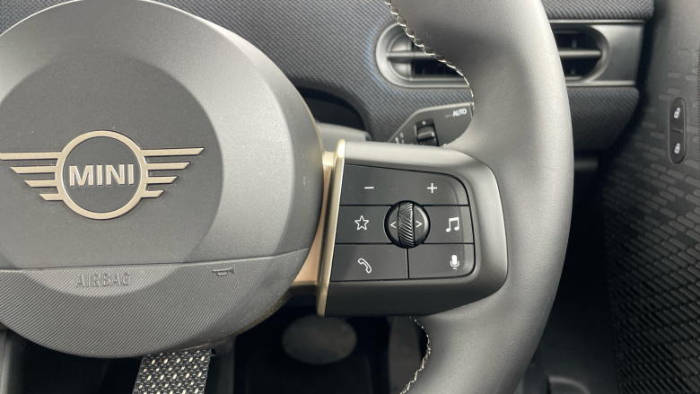 MINI Cooper 1.5 C Classic 5dr Auto Petrol Hatchback